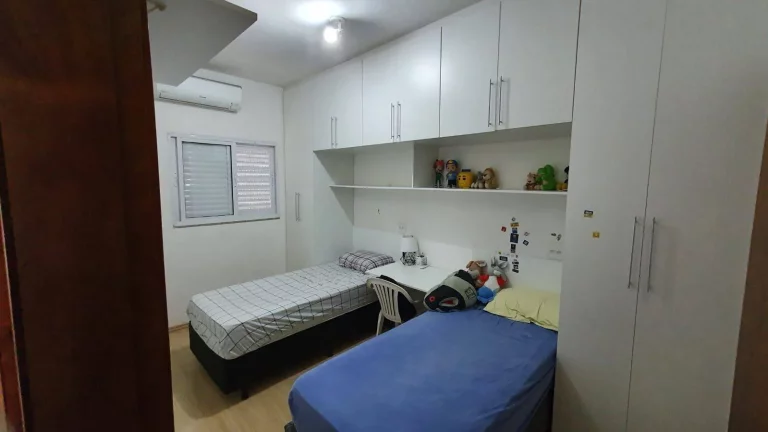 Imagem Casa com 2 dormitórios à venda, 75 m² por R$ 375.000,00 - Vila Suíça - Santo André/SP