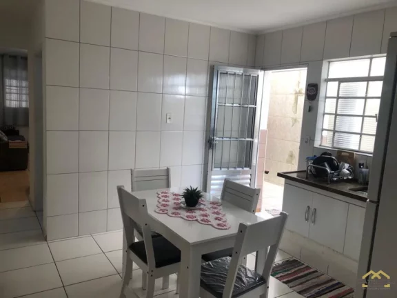 Imagem Casa térrea com 2 dormitórios e 2 vagas de garagem - Jardim do Lago - Jundiaí/SP