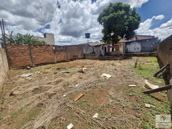 Imagem Lote para Venda em Goiânia, Vila Regina