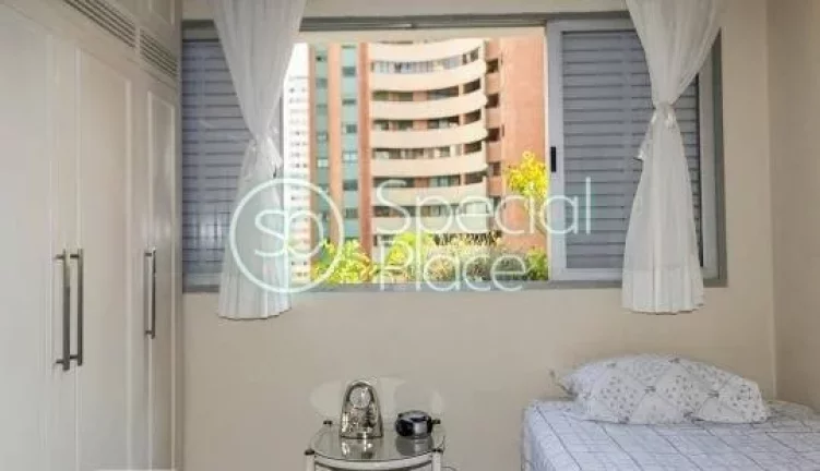 Imagem Apartamento em Moema, com 100m² privativos, possui 03 dormitórios, sendo 01 suíte e 01 vaga. O Co...