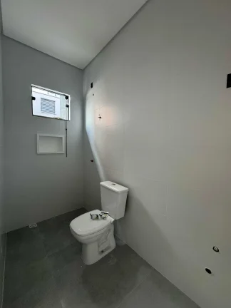 Imagem Geminado com 2 suítes sendo 1 com sacada e 2 vagas de garagem - Costa e Silva | Joinville/SC