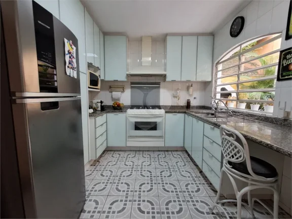 Imagem Casa de Vila à venda com 3 quartos, sendo 3 suítes, em Vila Madalena, São Paulo - SP