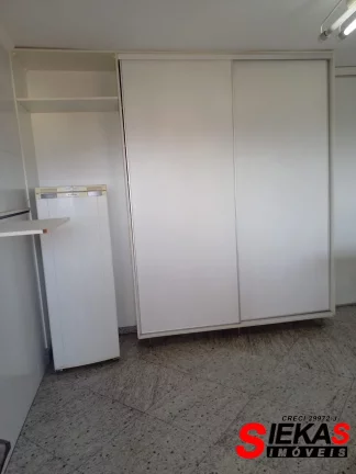 Imagem Excelente oportunidade! Casa em condomínio à venda na Vila Matilde, São Paulo-SP, com 3 quartos, 1 suíte, 2 banheiros, 4 vagas de garagem e 198m².
