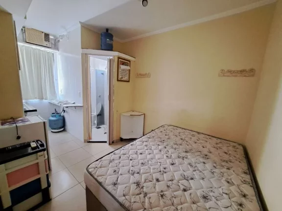 Imagem PITANGUEIRAS- UMA QUADRA DO MAR , GARAGEM NO PRÉDIO, APARTAMENTO ESPETACULAR.