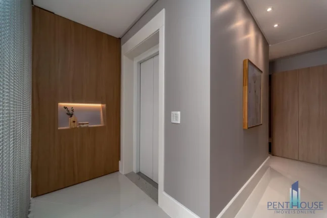 Imagem Apartamento Frente Mar para Venda em Balneário Camboriú, CENTRO, 4 dormitórios, 4 suítes, 6 banheiros, 4 vagas