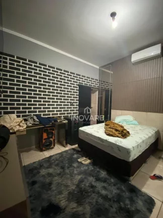 Imagem Casa à venda, 3 m² por R$ 2.000.000,00 - Setor Santa Rita - Itumbiara/GO