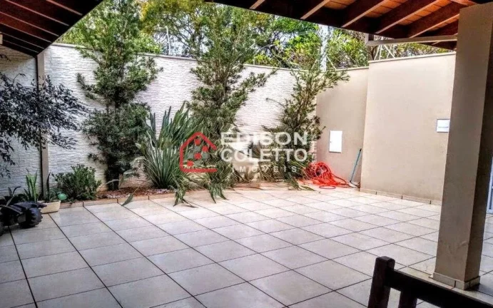 Imagem Linda casa a venda em Jaú, no Jardim Campos Prado II com 4 dormitórios
