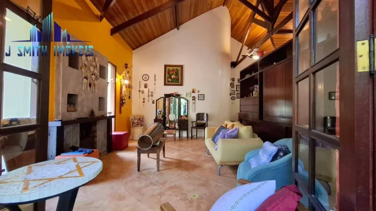Imagem Casa com 5 dormitórios, sendo 3 suítes - Granja Viana. Terreno 1.360m²