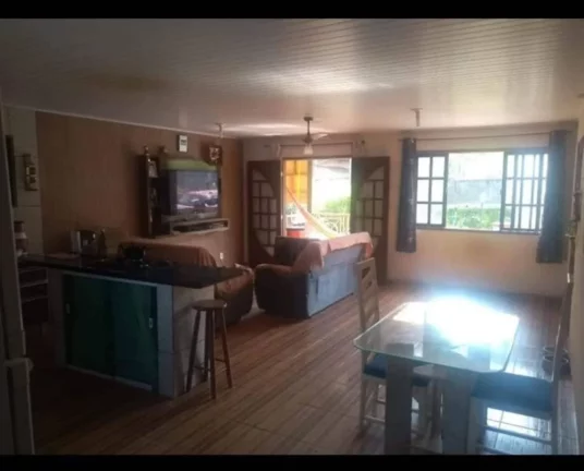 Imagem LINDA CASA COM 1.600M2, NASCENTE, 3 QUARTOS - NOVA FRIBURGO