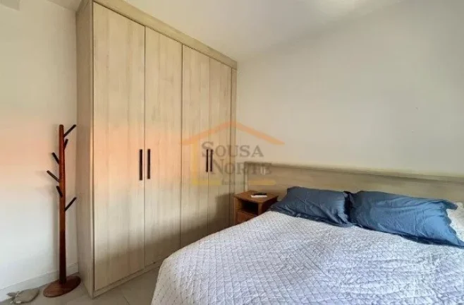 Imagem Apartamento de 49 m² no 3º andar, com 1 dormitório, sendo 1 suite, armários embutidos, cama, lav...