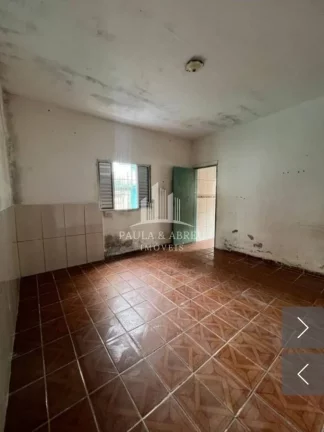 Imagem Casa com 183m², Escritura, 2 Quartos, Sala, Copa, Cozinha e 1 Banheiro, 2 Vagas, no Jardim Itapark, Mauá-SP