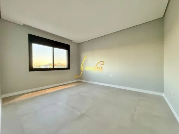 Imagem Sobrado com 04 suítes, 200m² de área construída
