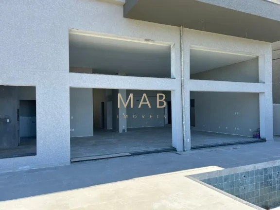Imagem Imponente residência de luxo à venda em Florianópolis-SC, Ingleses: 4 quartos, 4 suítes, 3 salas, 4 banheiros, 3 vagas, 546,45 m².