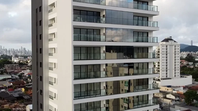 Imagem Apartamento com suíte no centro de Camboriú próximo ao Koch