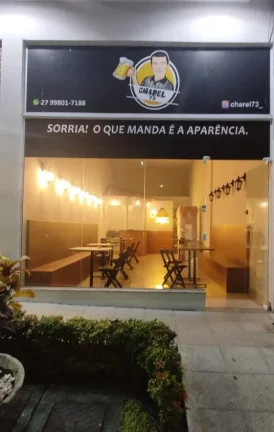 Imagem Lojao, na Quadra do Mar da Praia de Itaparica, com aproximadamente 50 M2, Pé Direito Duplo com 7 m de altura.