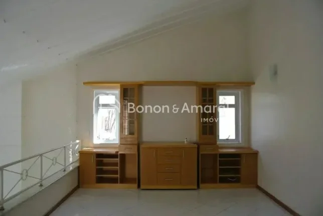 Imagem Casa para locação - Conforto e Espaço em Condomínio

Com 740 m² de terreno e 450 m² de constru...