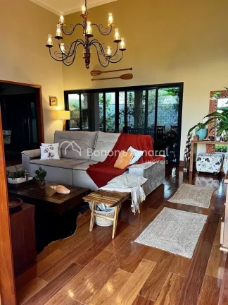 Imagem Casa térrea com 3 quartos (todos suítes, sendo a máster com closet), em terreno de 750 m² e 374 ...