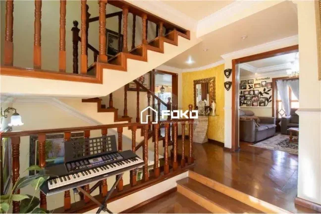 Imagem Sobrado com 3 dormitórios, 450 m² - venda por R$ 2.479.999,99 ou aluguel por R$ 14.445,82/mês - Jardim Maia - Guarulhos/SP