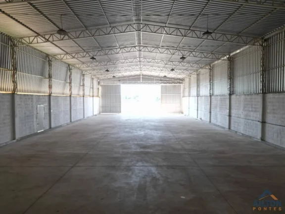 Imagem Galpão Comercial com 672m2 para Locação no Bairro Aeroporto - Guarapari /ES