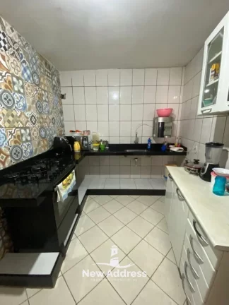 Imagem Prédio com 2 casas, 5 quartos, 2 vagas de garagem, em Ataíde - Vila Velha
