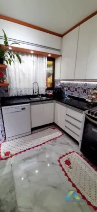 Imagem SANTO ANDRÉ Apartamento 70M², 2 dormitórios, 1 suíte, espaço gourmet com churrasqueira, 2 vagas com ótima localização e valor !!!