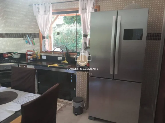 Imagem Chácara com 3 dormitórios à venda, 851 m² por R$ 849.000 - Vale do Atibaia