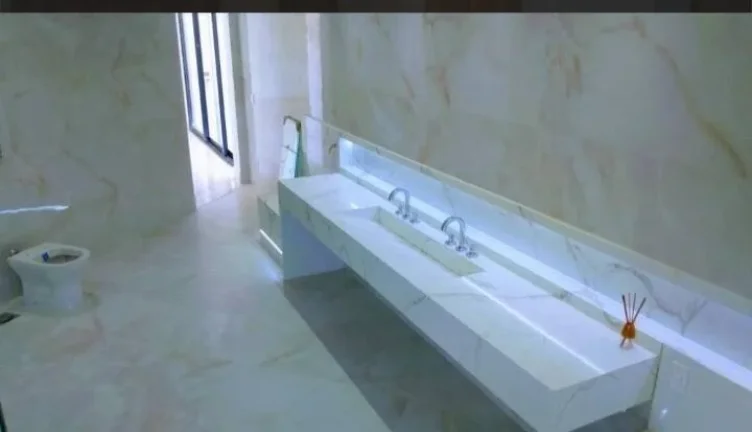 Imagem Casa Triplex Condomínio MALIBU