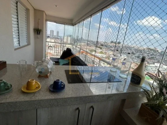 Imagem Apartamento com 3 dormitórios, sendo 1 suíte e 2 banheiros, novo e bem conservado, com varanda sil...