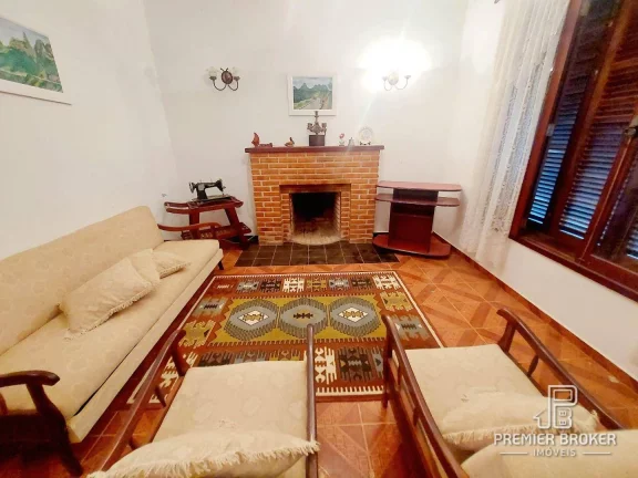 Imagem Casa à venda, 229 m² por R$ 450.000,00 - Colônia Alpina - Teresópolis/RJ
