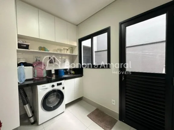 Imagem Sobrado à venda com 220m² de área privativa em um terreno de 330m², por R$ 2.020.000,00, no Cond...