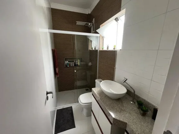 Imagem Casa geminada à venda em Barbacena, Grogotó, com 3 quartos, 132m2