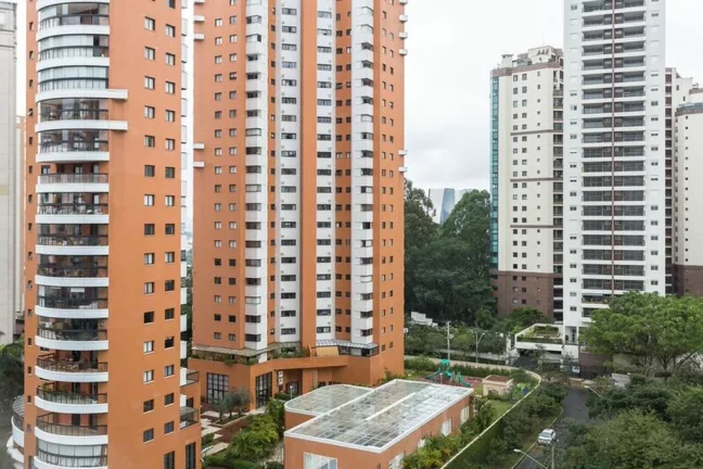 Imagem Apartamento à venda em São Paulo, Jardim Fonte do Morumbi, com 3 quartos, 213m2
