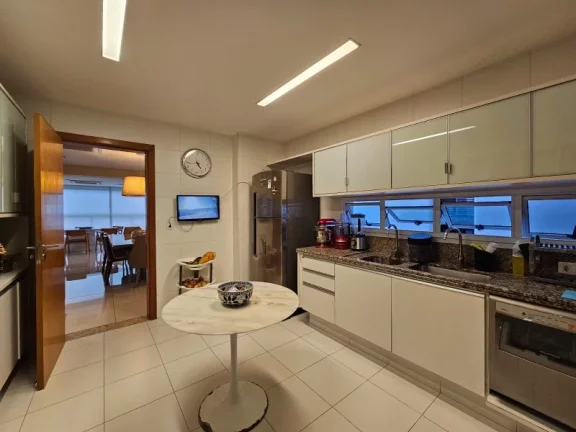 Imagem A 5ª Avenida Imóveis selecionou essa belíssima unidade no Edf. SOLAIRE - Ladeira da Barra: Exclusividade, sofisticação e Charme: R$8.500.000,00