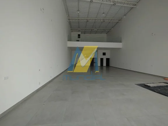 Imagem Salão Comercial Amplo para Locação 300m² | Espaço e Versatilidade