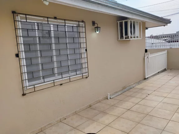 Imagem Casa para Venda em São José dos Pinhais, Ouro Fino, 2 dormitórios, 1 suíte, 2 banheiros, 4 vagas