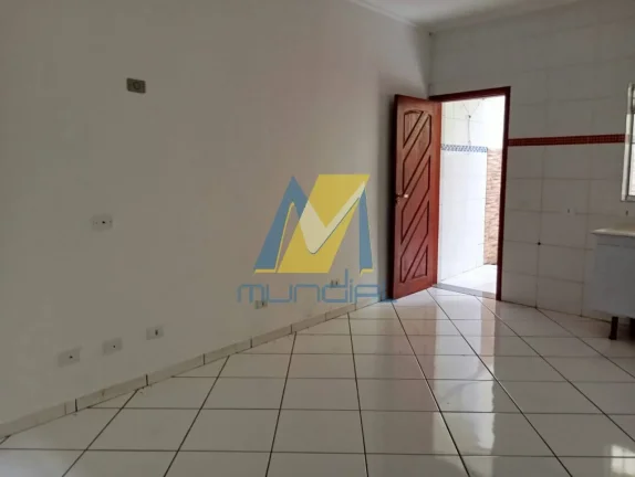 Imagem Casa com 3 Dormitórios, Suíte, 2 Vagas e Água e Luz Individuais