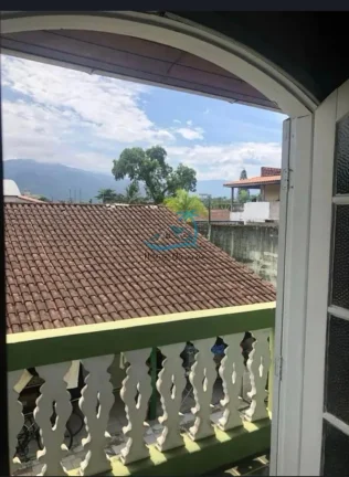 Imagem Ótima casa com 2 dormitórios na estufa, ao lado da rodovia Rio Santos em Ubatuba.