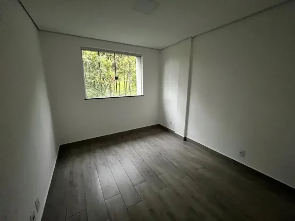 Imagem Cobertura à venda em Barbacena, Caiçaras, com 3 quartos, 116m2