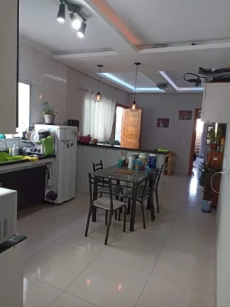 Imagem Casa com 2 dormitórios à venda, 69 m² por R$ 450.000,00 - Cidade Edson - Suzano/SP