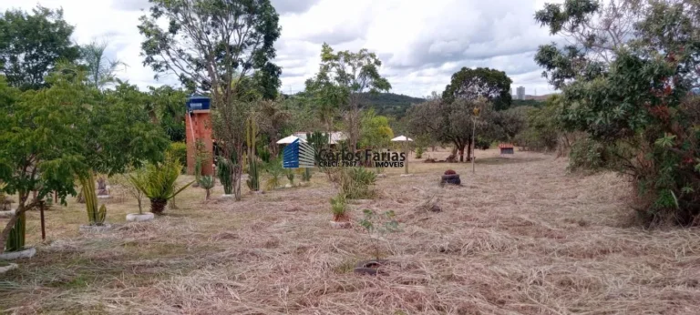 Imagem Chácara para Venda em Cidade Ocidental, Quintas Itapuã, 1 dormitório, 2 banheiros, 1 vaga