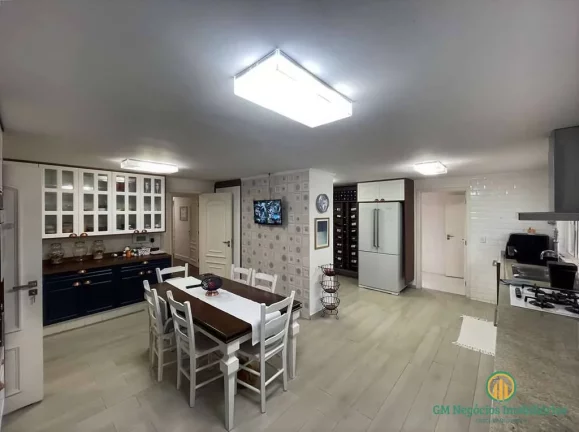 Imagem CASA TÉRREA, IMPECÁVEL! Gourmet, piscina, sauna!