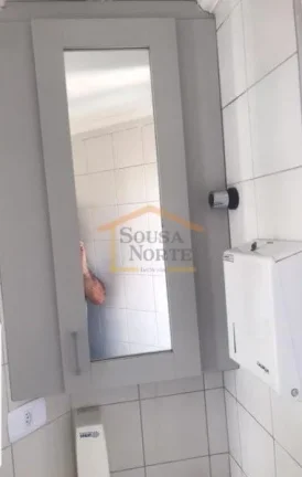 Imagem Sala Comercial, 33m² de área útil, equipada com móveis, ar condicionado, copa, pintura nova, pis...