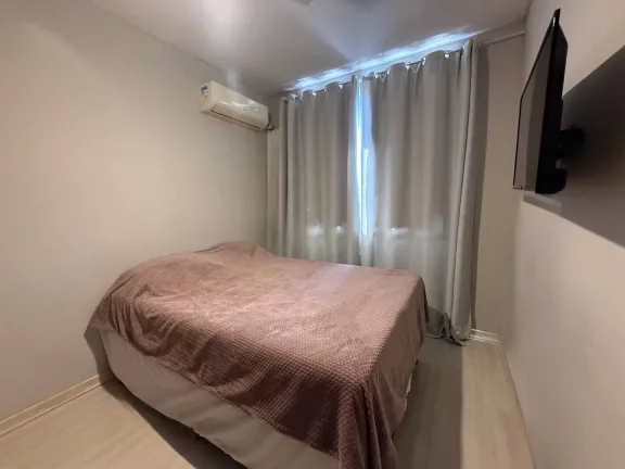 Imagem Apartamento 48m2, 2 Quartos, Semi Mobiliado, 4º Andar, Porto de Napolis