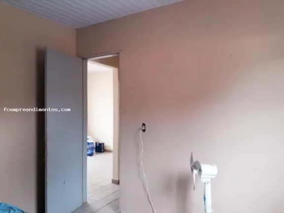 Imagem Sobrado para Venda em Limeira, Parque Residencial Abílio Pedro, 5 dormitórios, 2 banheiros, 1 vaga