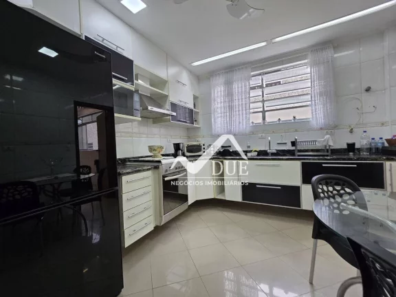 Imagem Apartamento com 2 dormitórios à venda, 100 m² por R$ 680.000 - Embaré - Santos/SP