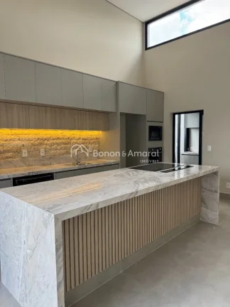 Imagem Casa térrea nova à venda com 3 quartos sendo 3 suítes, todas com armários planejados, ar condici...
