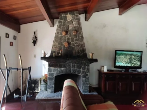 Imagem Chácara à venda com 05 Quartos (suítes) no Pau Arcado - Campo Limpo Paulista/SP
