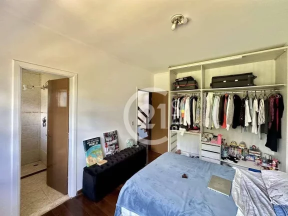 Imagem Casa com 3 dormitórios à venda, 255 m² por R$ 1.250.000,00 - Jardim Ana Estela - Carapicuíba/SP
