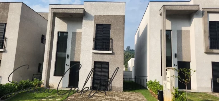 Imagem Imperdível! Casa em condomínio à venda em Vinhedo-SP, bairro Villaggio Maranello, 3 quartos, 3 suítes, 2 salas, 4 banheiros, 2 vagas, 145m². Imagem Imperdível! Casa em condomínio à venda em Vinhedo-SP, bairro Villaggio Maranello, 3 quartos, 3 suítes, 2 salas, 4 banheiros, 2 vagas, 145m².