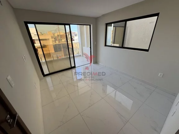 Imagem Casa Alto Padrão NOVA em Condomínio Fechado
